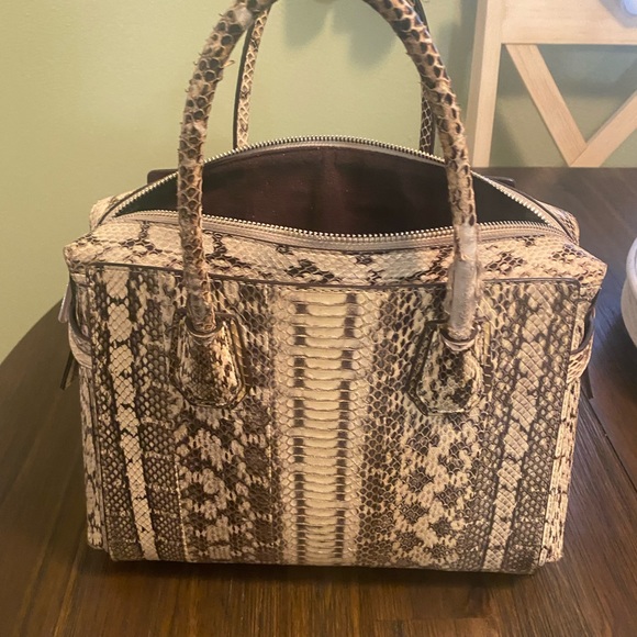 Michael Kors medium snakeskin Tote - Picture 1 of 5